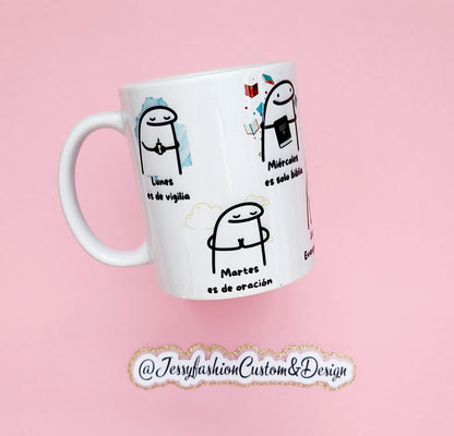 Lunes a Domingo mug